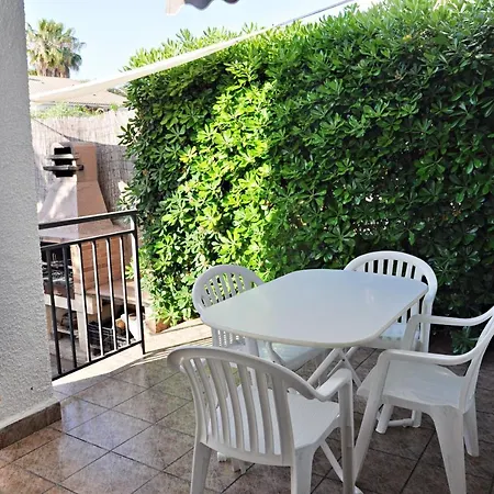 Modern With Private Pool Willa